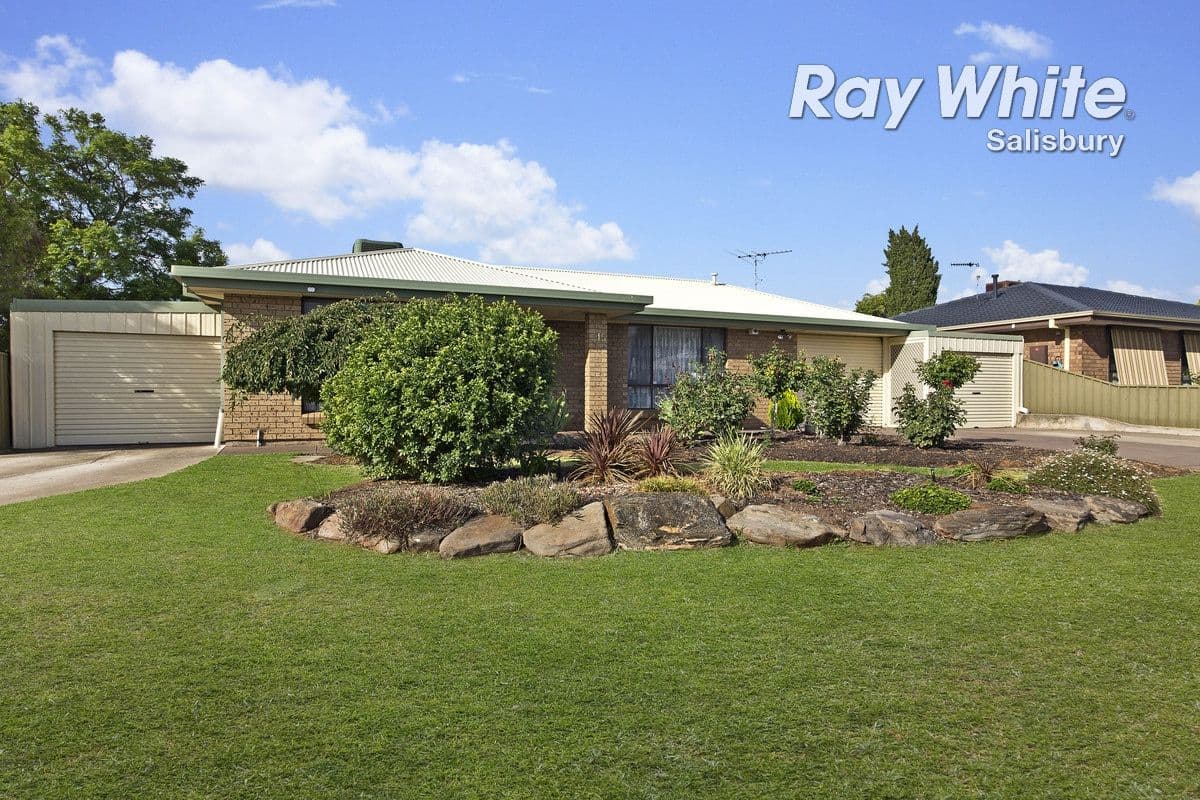 15 Tatura Court, Craigmore SA 5114, Craigmore - Image 1