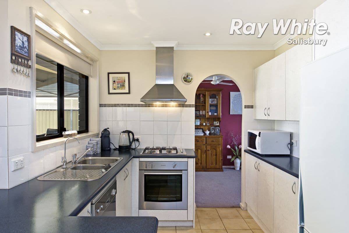 15 Tatura Court, Craigmore SA 5114, Craigmore - Thumbnail 3