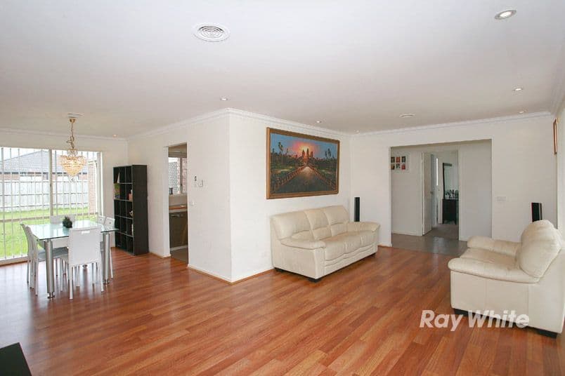 41 Majestic Boulevard, CRANBOURNE VIC 3977, Cranbourne - Thumbnail 2