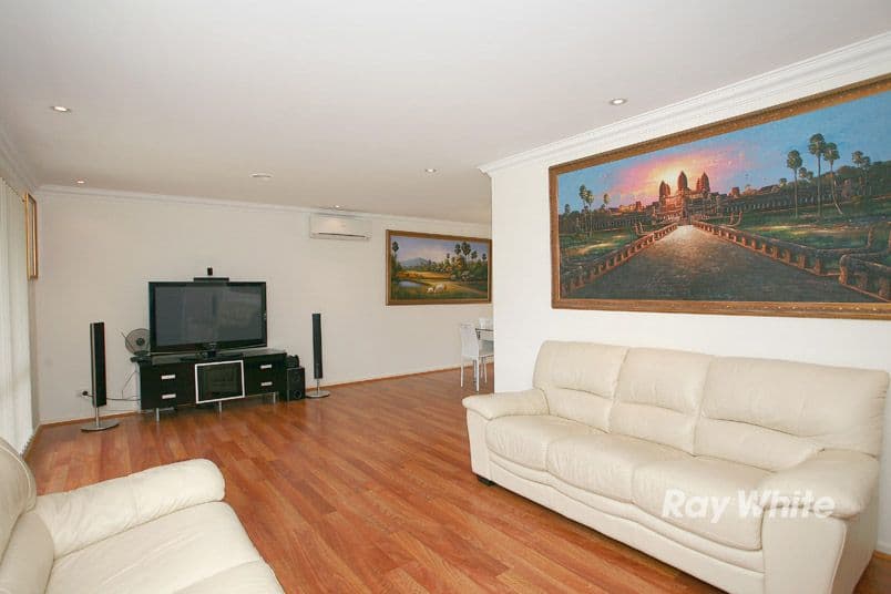 41 Majestic Boulevard, CRANBOURNE VIC 3977, Cranbourne - Thumbnail 3