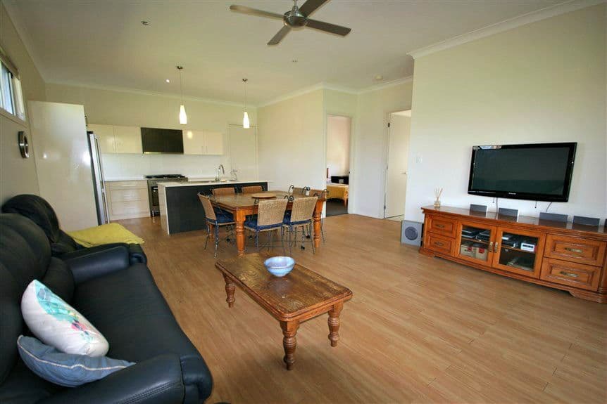 10 Coral Reef Court, Armstrong Beach QLD 4737, Armstrong Beach - Thumbnail 7