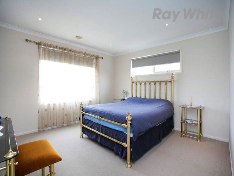 23 Waterside Drive, Burnside Heights VIC 3023, Burnside Heights - Thumbnail 7