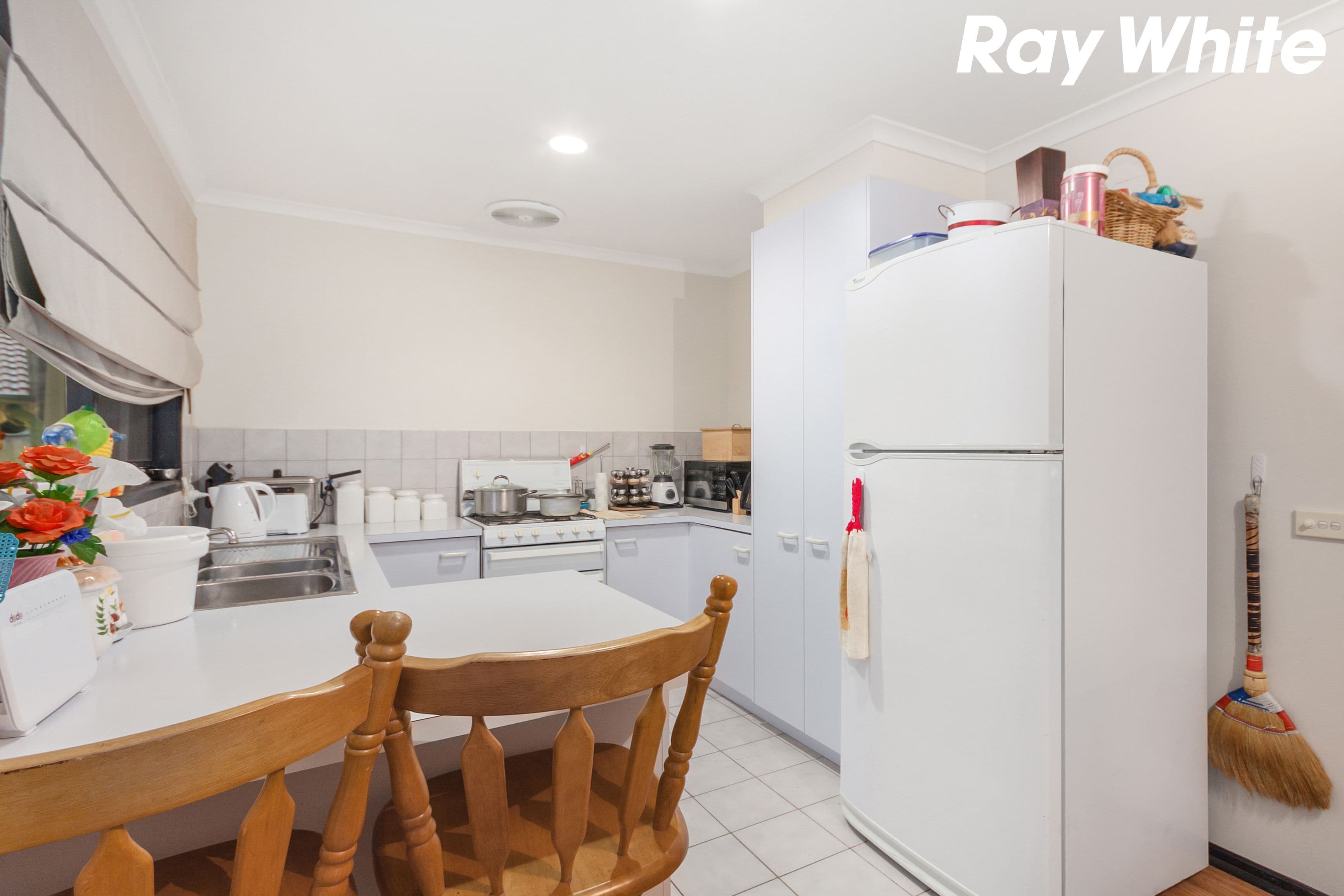 39 Meeking Drive, Pakenham VIC 3810, Pakenham - Thumbnail 4