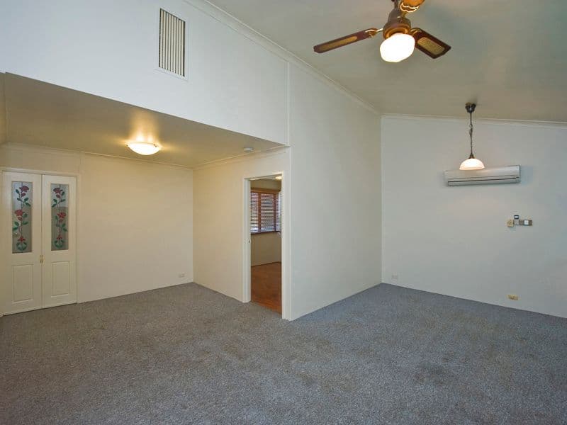 102 Wright Street, KEWDALE WA 6105, Kewdale - Thumbnail 2