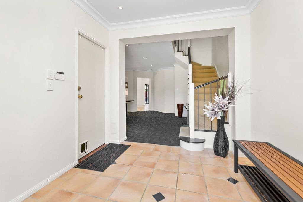 2 Trinity Close, Forest Lake QLD 4078, Forest Lake - Thumbnail 2
