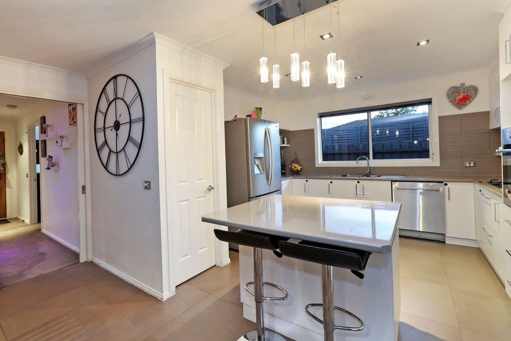 48 Paramount Crescent, St Albans Park VIC 3219, St Albans Park - Thumbnail 3