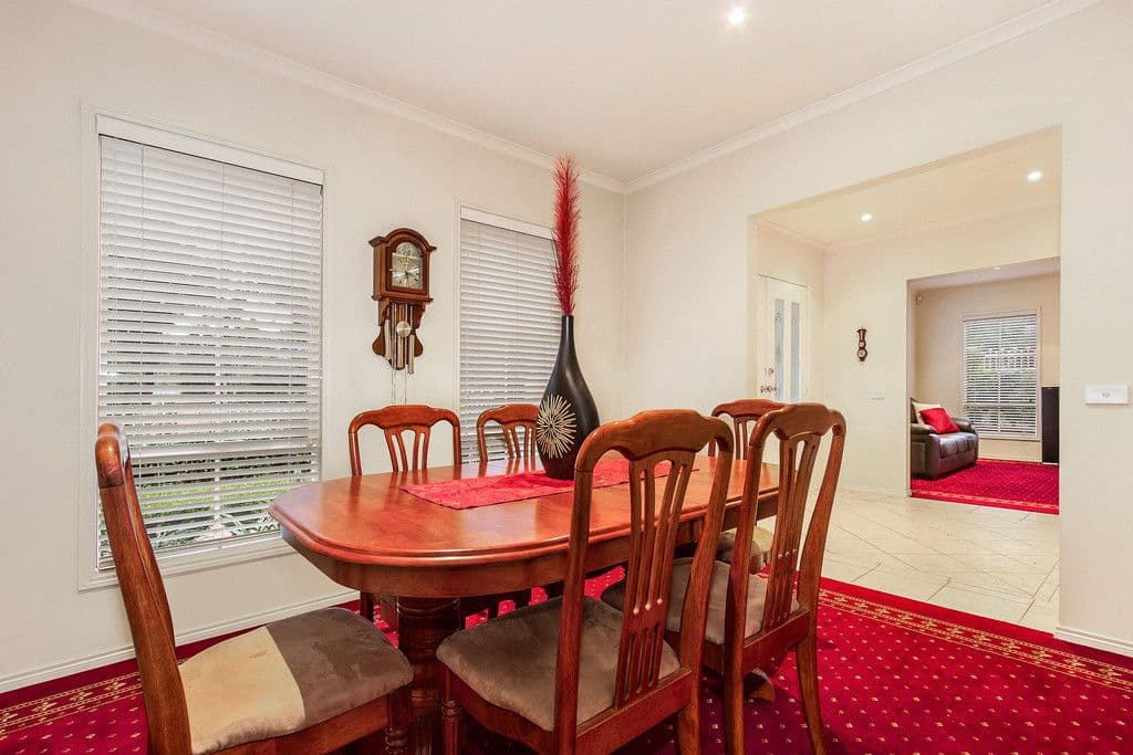1 Mock Street, FOREST HILL VIC 3131, Forest Hill - Thumbnail 2