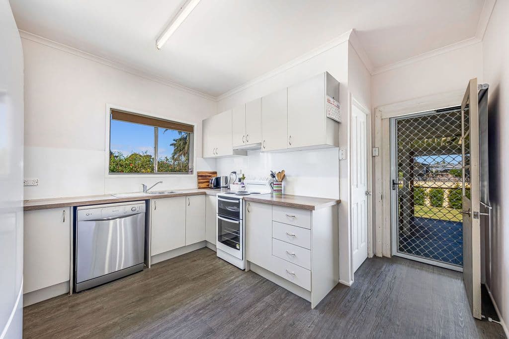 19 Broadsea Avenue, Maroochydore QLD 4558, Maroochydore - Thumbnail 5