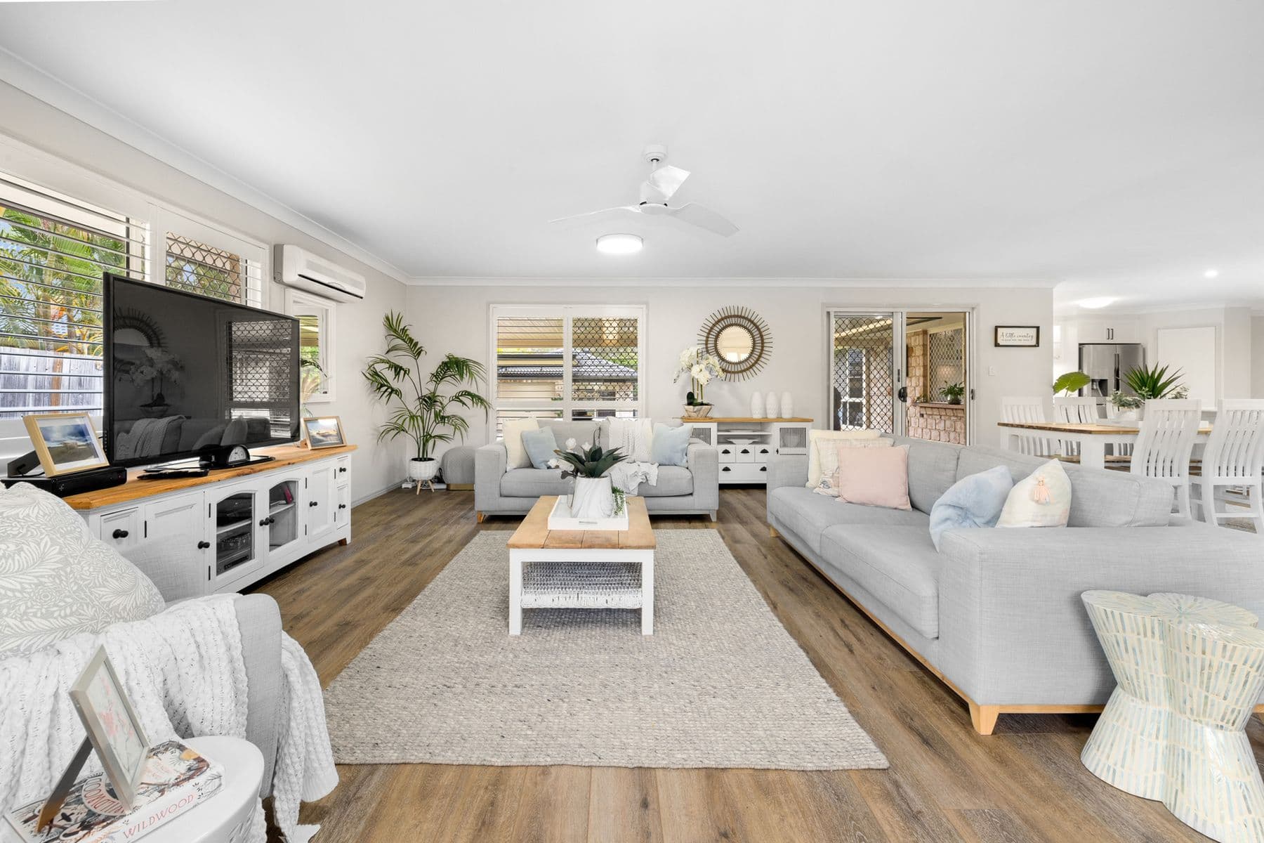 13 Torresian Place, Heritage Park QLD 4118, Heritage Park - Thumbnail 2