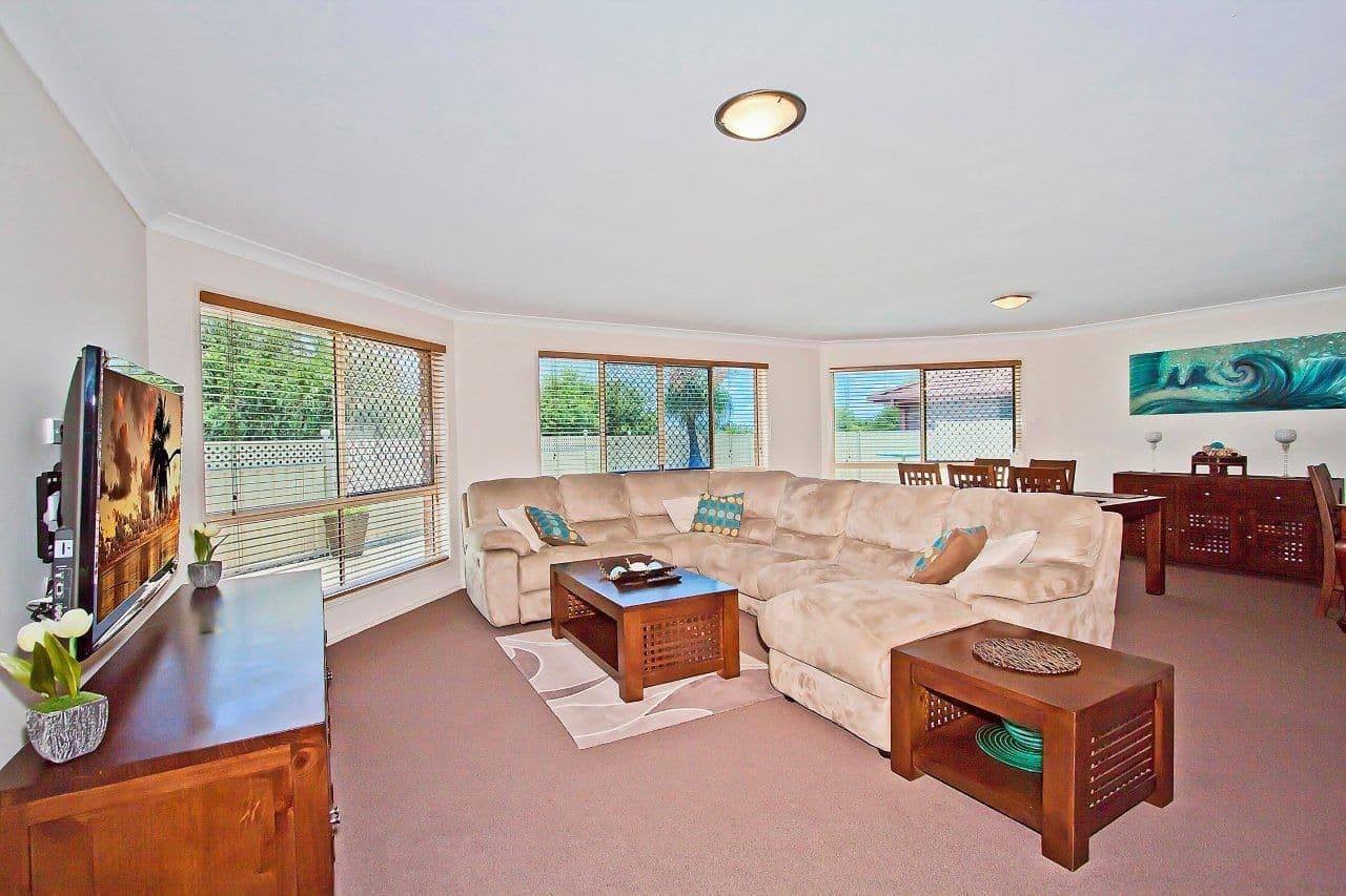 19 Nandina Terrace, BANORA POINT NSW 2486, Banora Point - Thumbnail 2