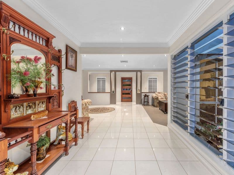 2 Binnacle Close, Raby Bay QLD 4163, Raby Bay - Thumbnail 7