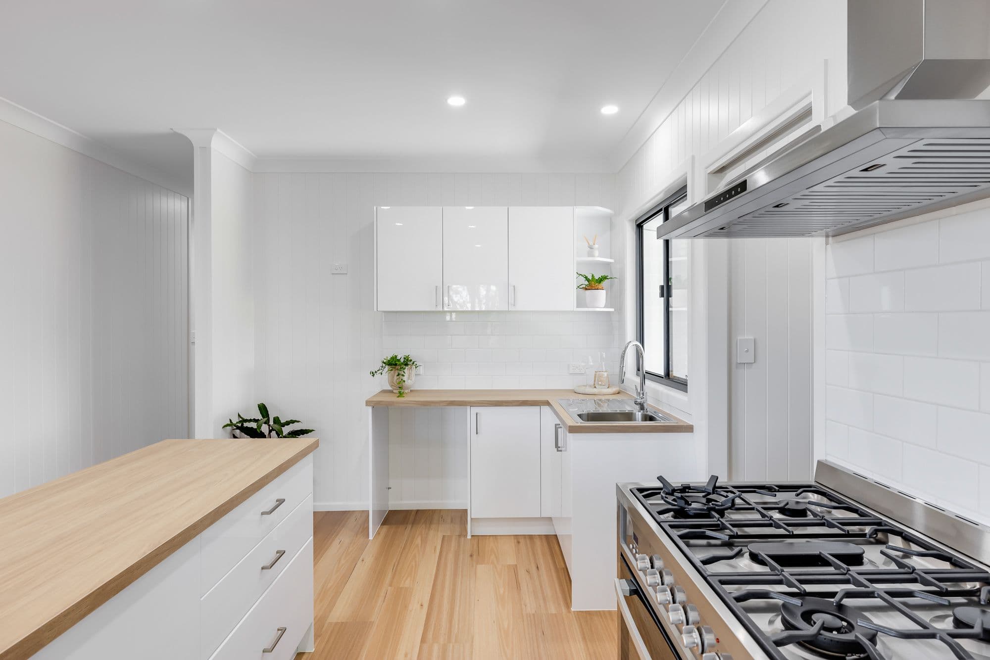 29 Mcdowall Street, Newtown QLD 4350, Newtown - Thumbnail 2