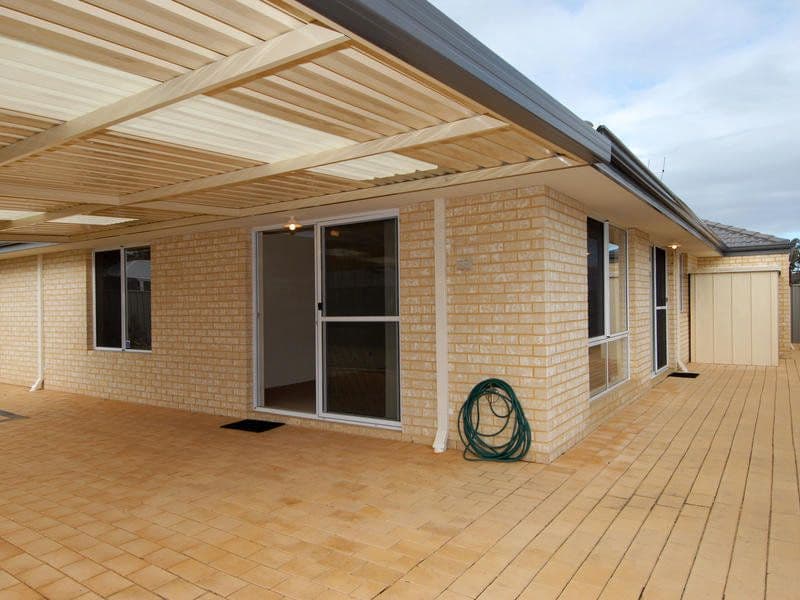 17 WEYBRIDGE Drive, WELLARD WA 6170, Wellard - Thumbnail 4
