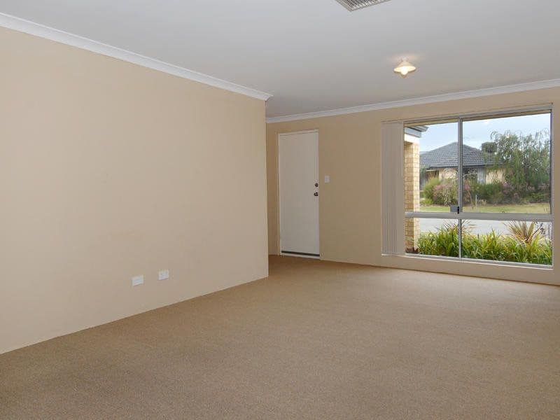 17 WEYBRIDGE Drive, WELLARD WA 6170, Wellard - Thumbnail 5