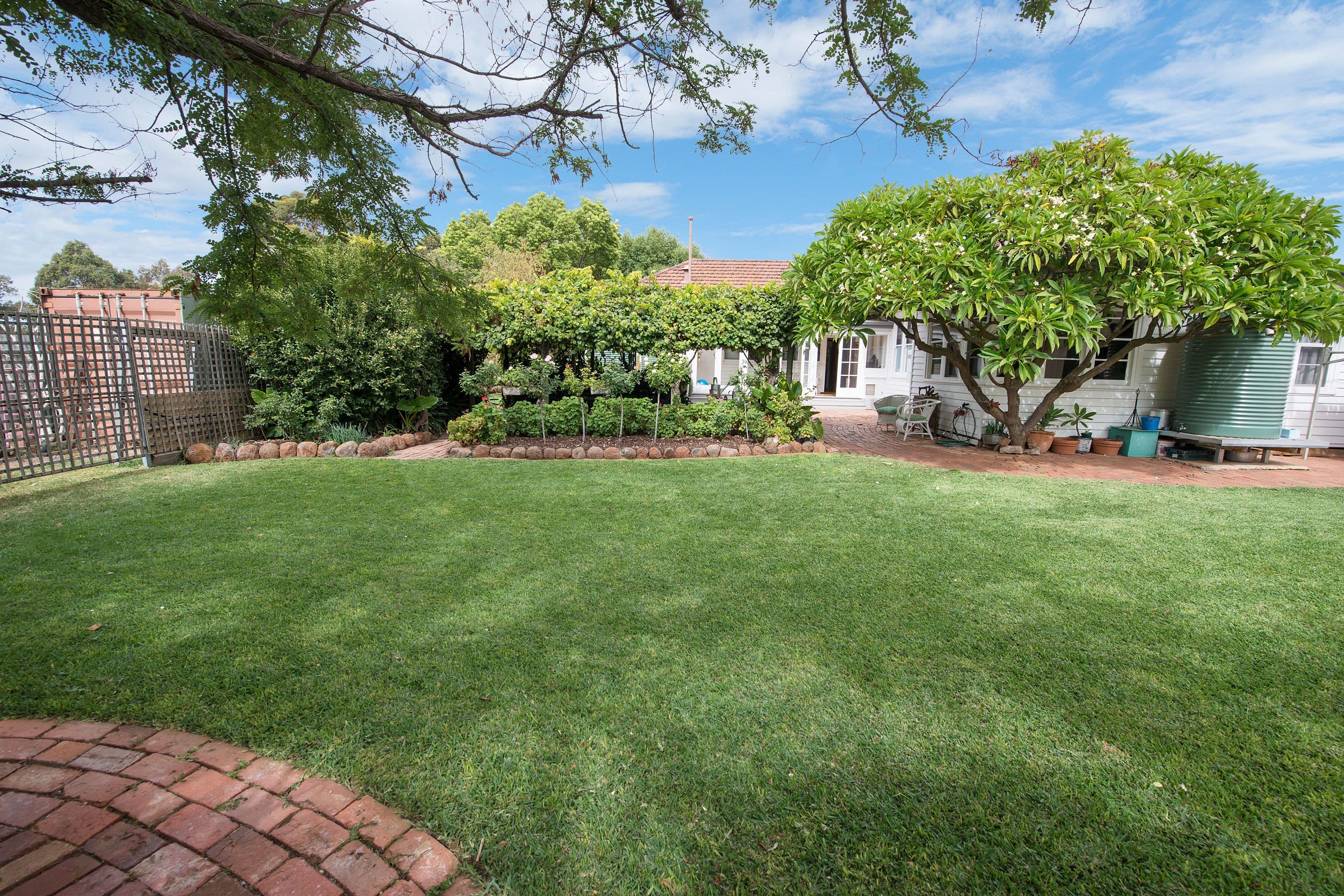 60 McCallum Street, Swan Hill VIC 3585, Swan Hill - Thumbnail 2