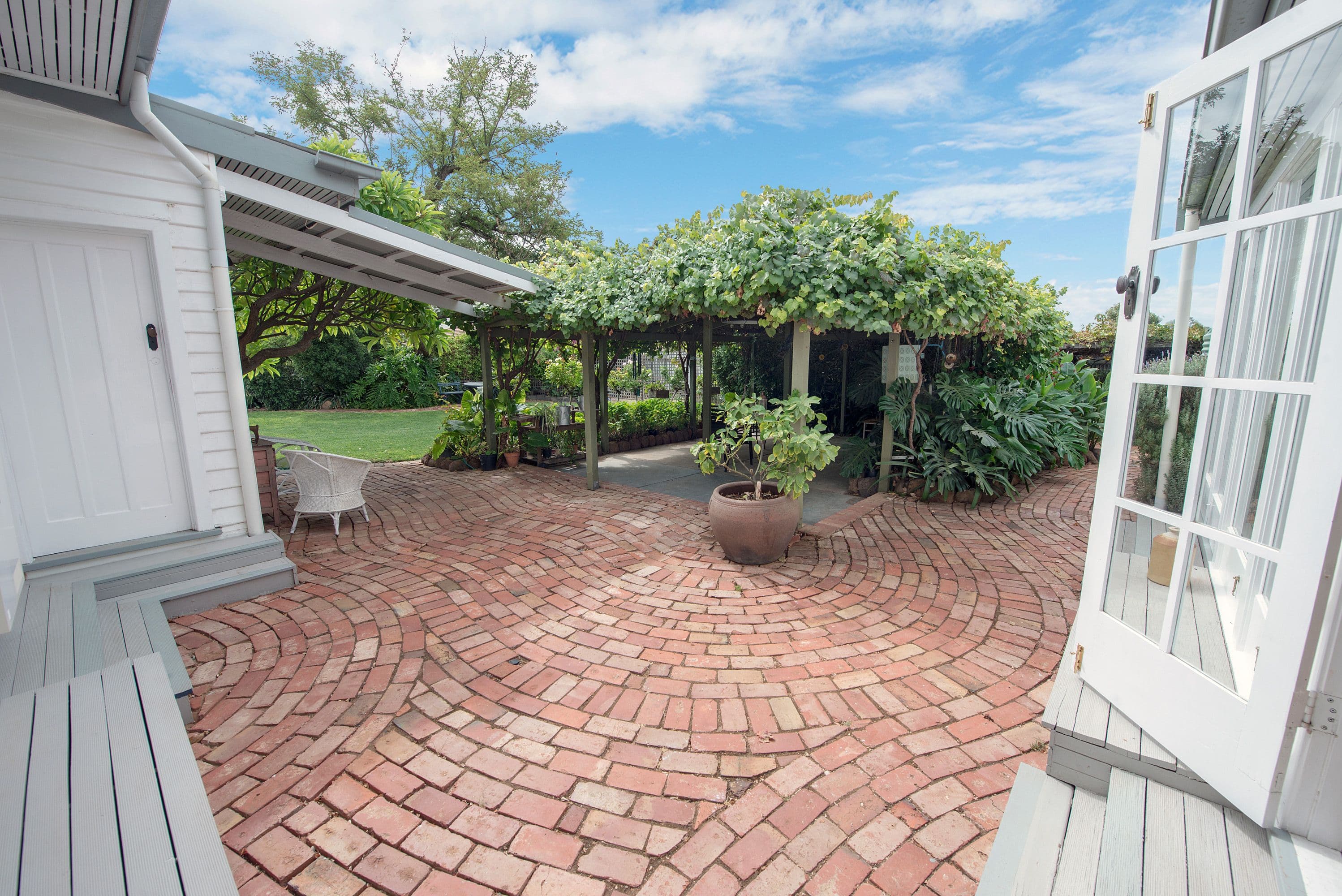 60 McCallum Street, Swan Hill VIC 3585, Swan Hill - Thumbnail 3