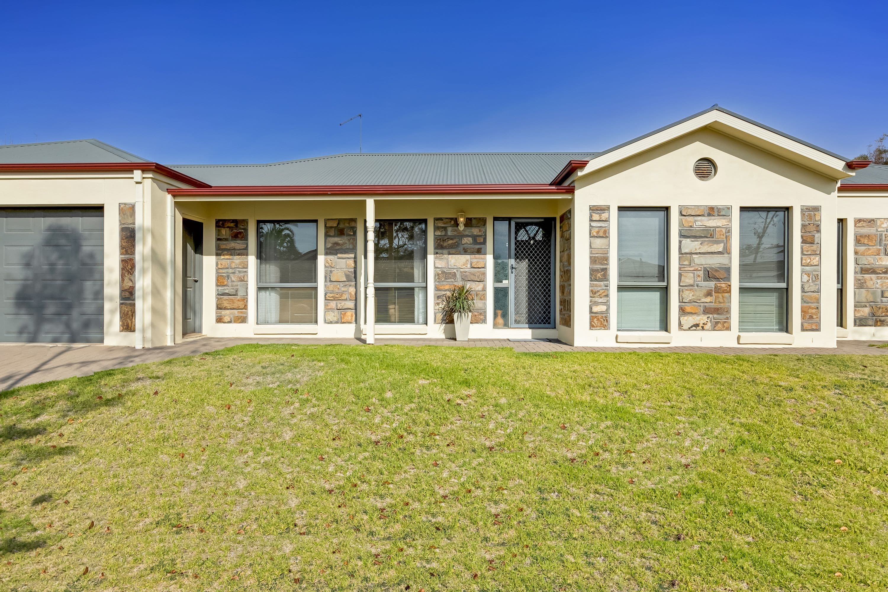 8 Bristol Way, Mildura VIC 3500, Mildura - Thumbnail 2