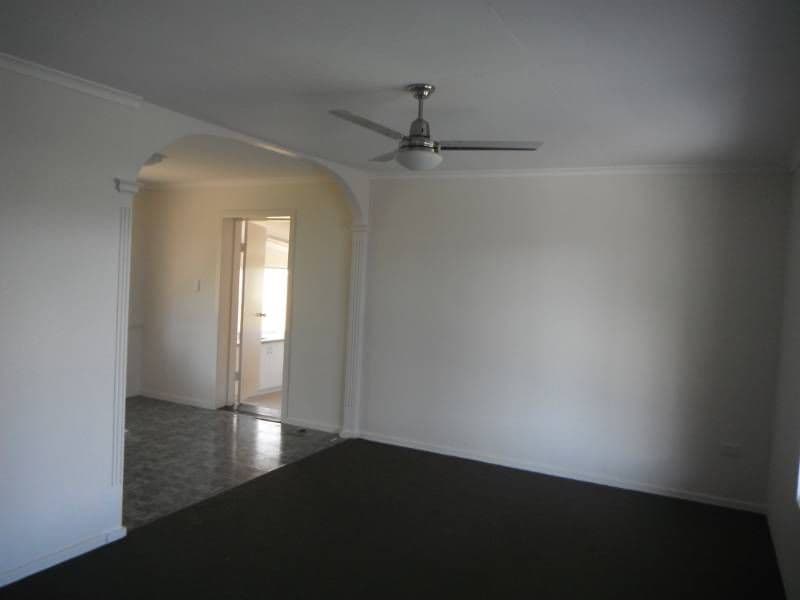 5 Rossella Street, GLADSTONE QLD 4680, West Gladstone - Thumbnail 6