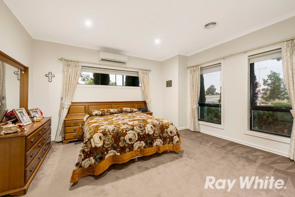 31 Buttress Crescent, South Morang VIC 3752, South Morang - Thumbnail 6