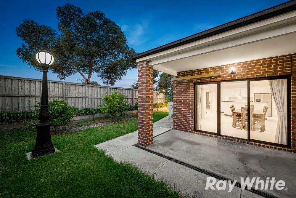 31 Buttress Crescent, South Morang VIC 3752, South Morang - Thumbnail 8