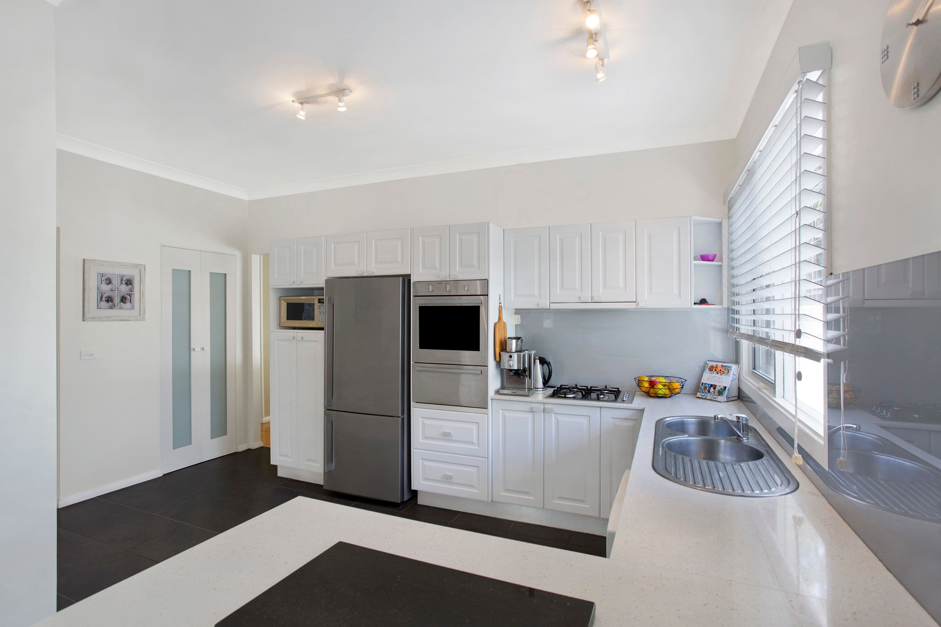 63 Lakin Street, Bateau Bay - Thumbnail 4