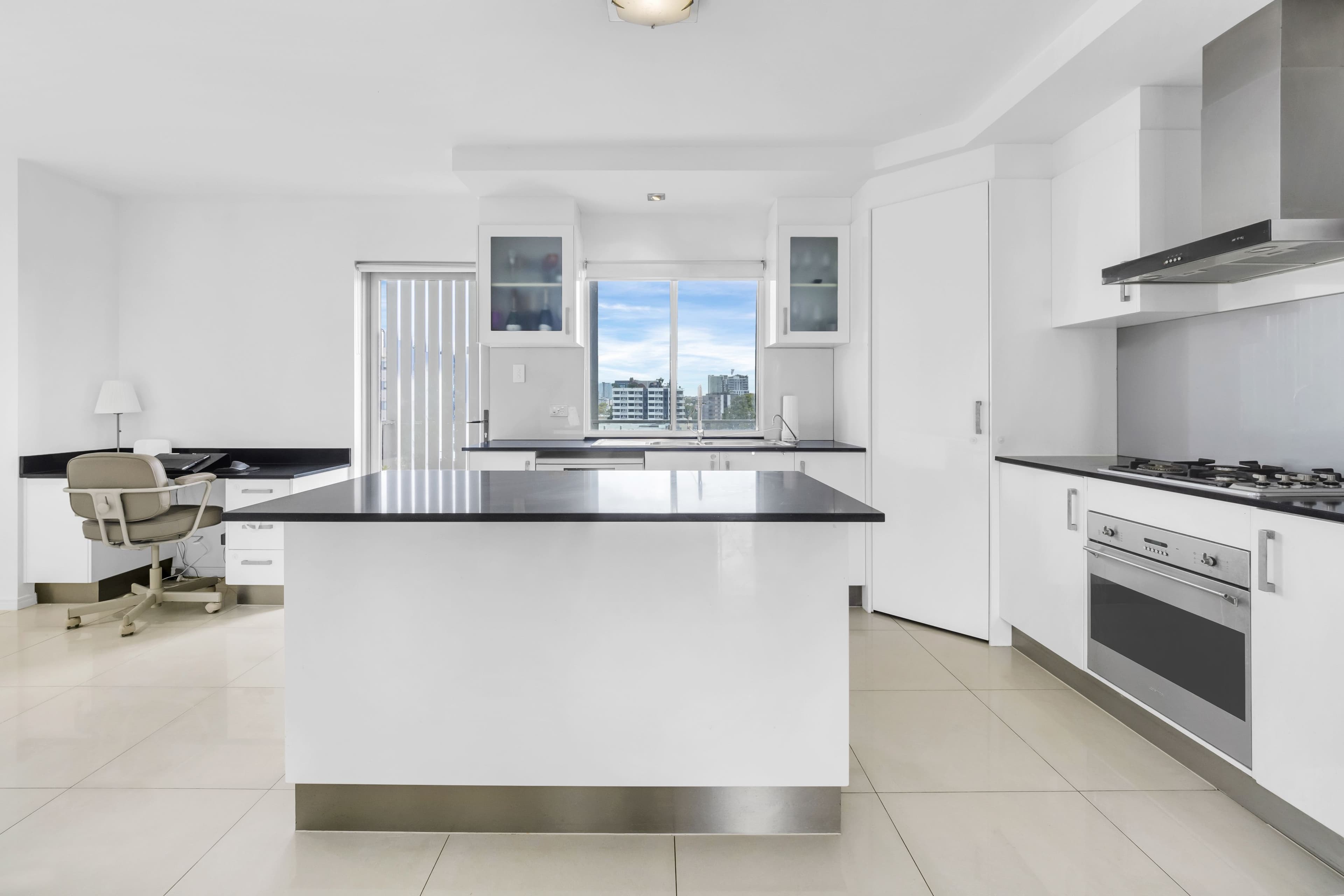 215 Wellington Road, East Brisbane QLD 4169, East Brisbane - Thumbnail 3