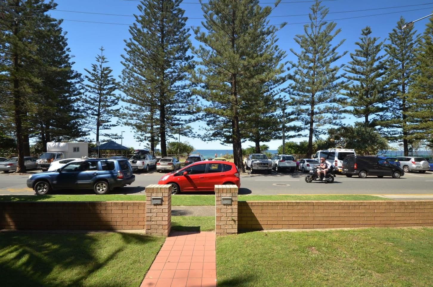 216 The Esplanade, Burleigh Heads QLD 4220, Burleigh Heads - Image 1