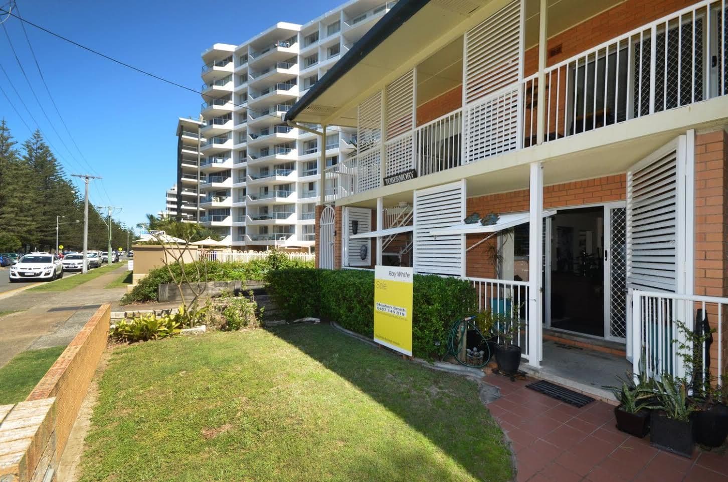 216 The Esplanade, Burleigh Heads QLD 4220, Burleigh Heads - Thumbnail 2