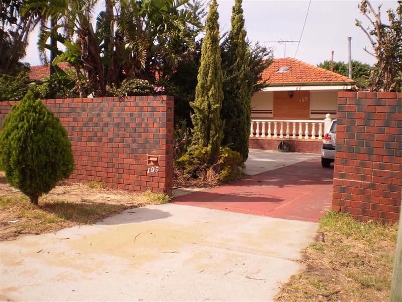 195 Winterfold Road, COOLBELLUP WA 6163, Coolbellup - Thumbnail 2