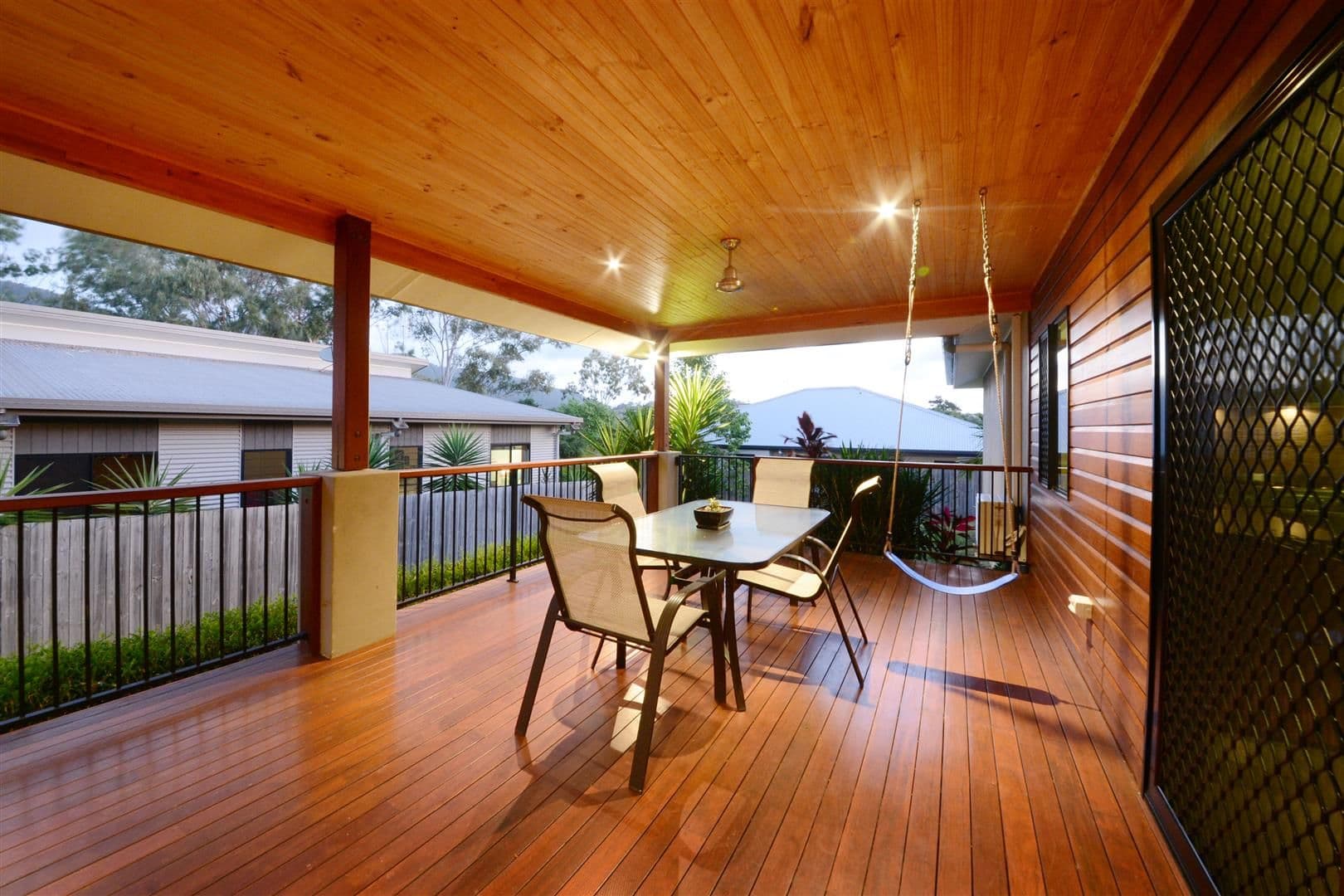 3 Jonquill Court, CANNONVALE QLD 4802, Cannonvale - Thumbnail 2