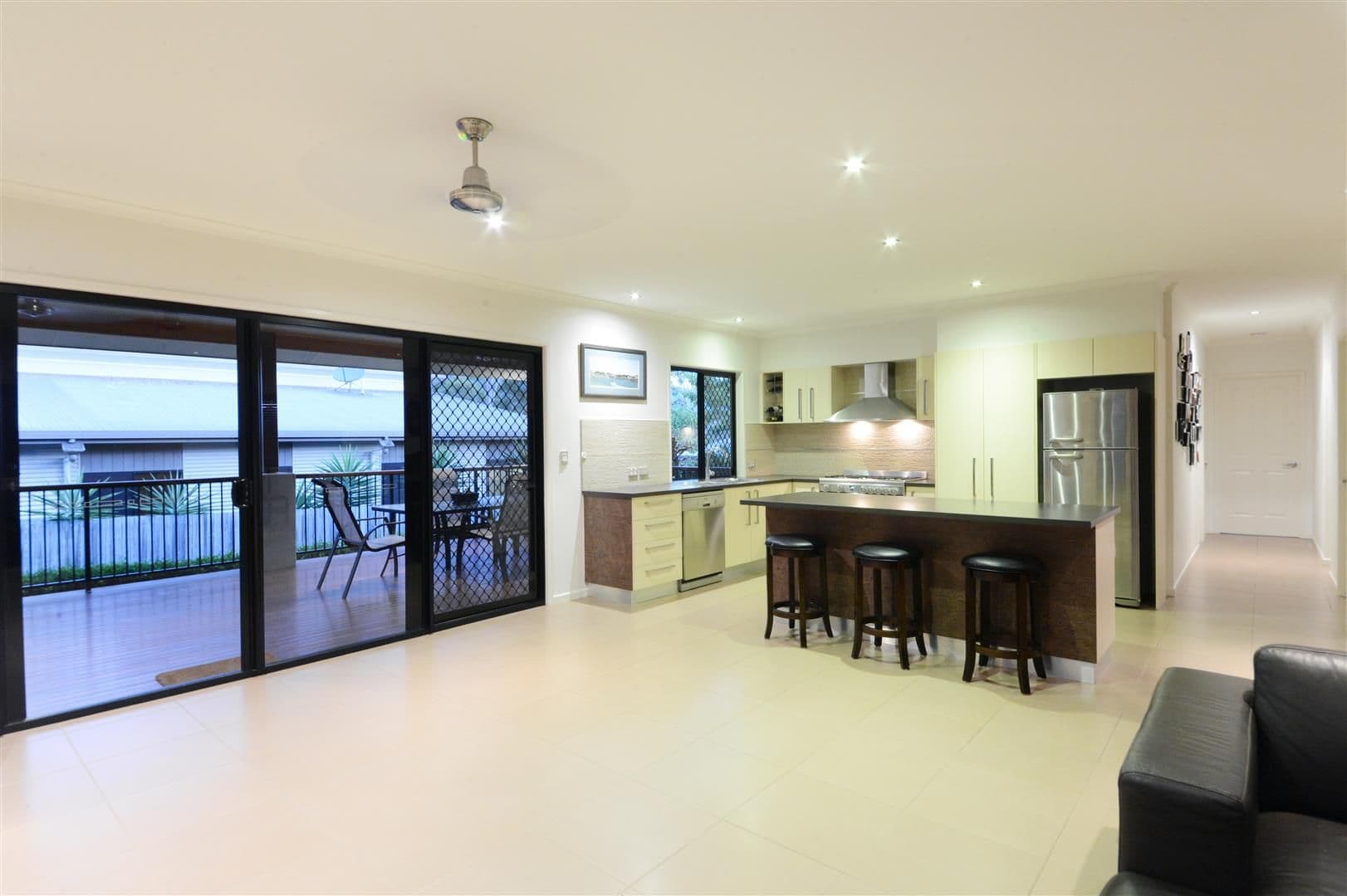 3 Jonquill Court, CANNONVALE QLD 4802, Cannonvale - Thumbnail 6