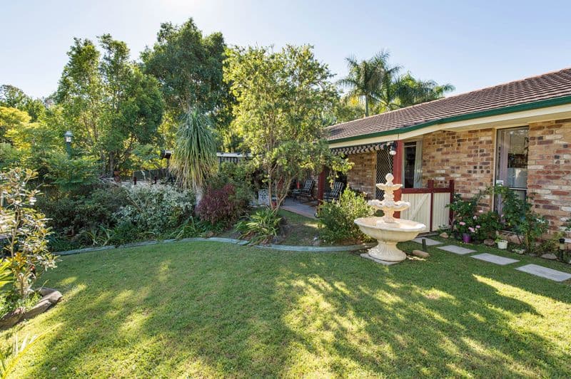 2 Gilpin Court, UPPER COOMERA QLD 4209, Upper Coomera - Thumbnail 5