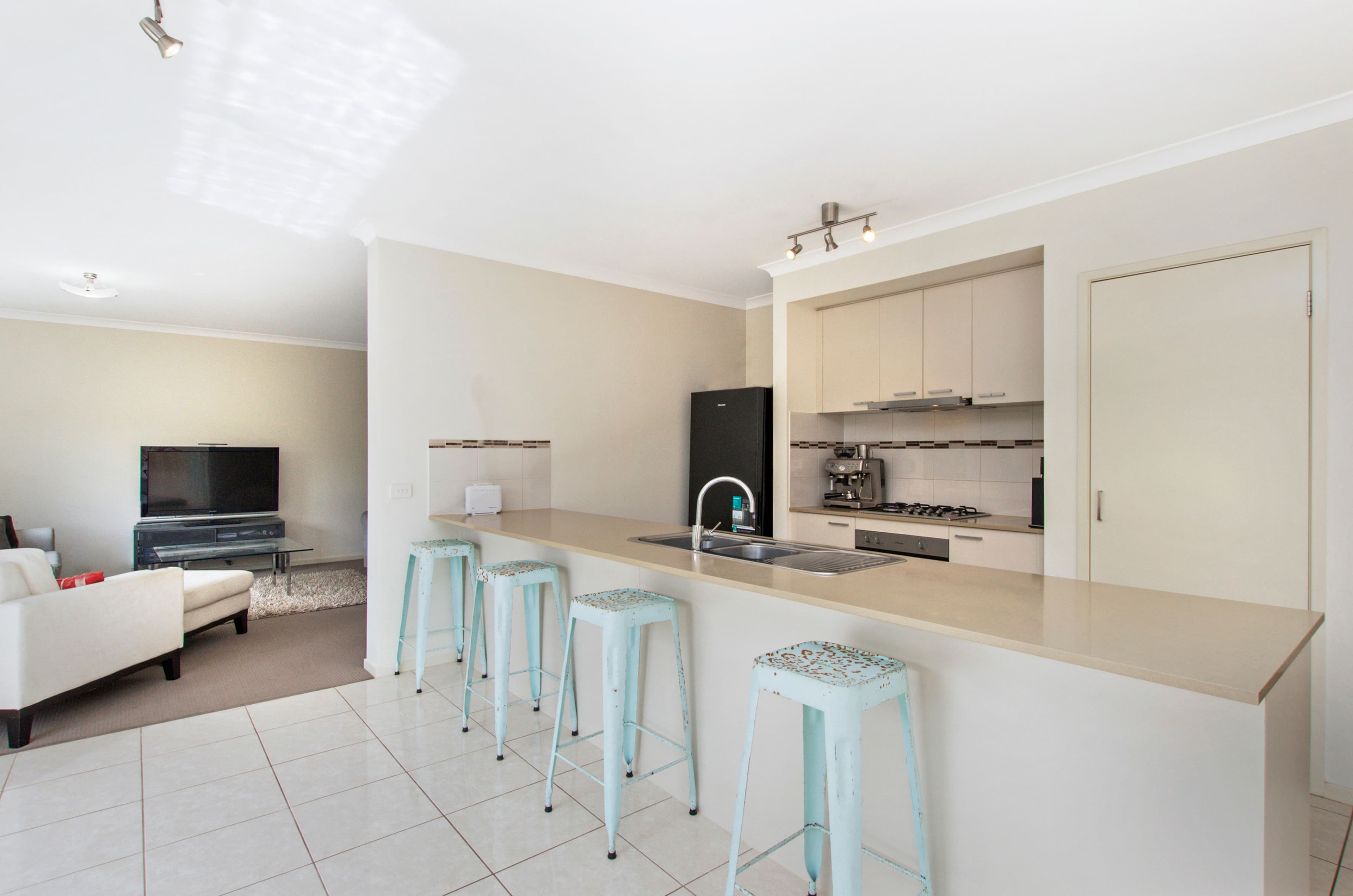 7 Napthine Terrace, Warrnambool VIC 3280, Warrnambool - Thumbnail 4