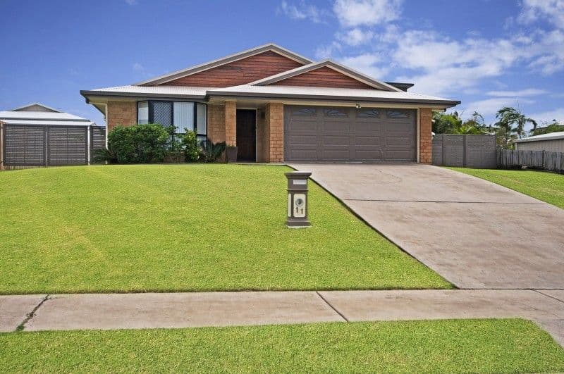11 McAlary Drive, BLACKS BEACH QLD 4740, Blacks Beach - Thumbnail 3