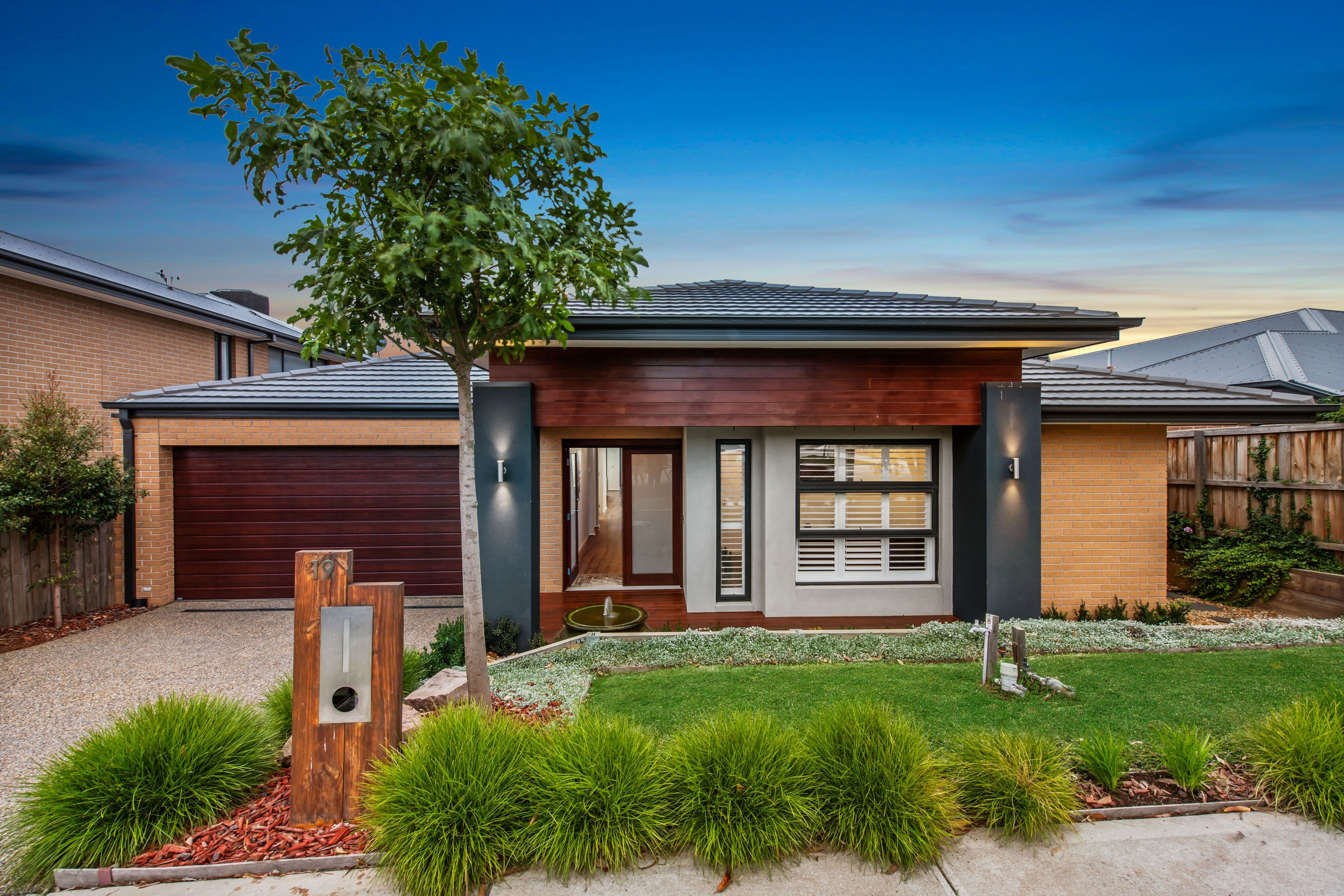 19 Cliveden Drive, Officer VIC 3809, Officer - Image 1