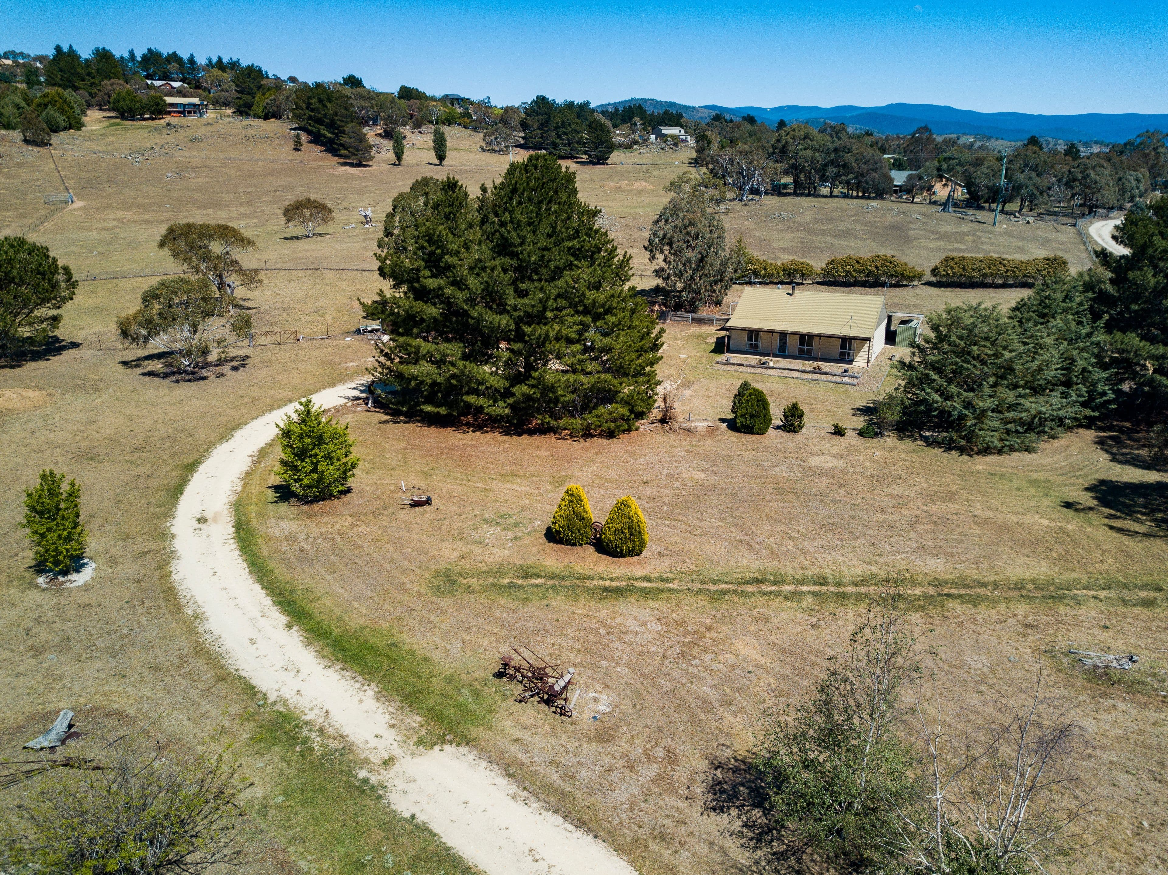 64 Pine Grove, Jindabyne - Thumbnail 2