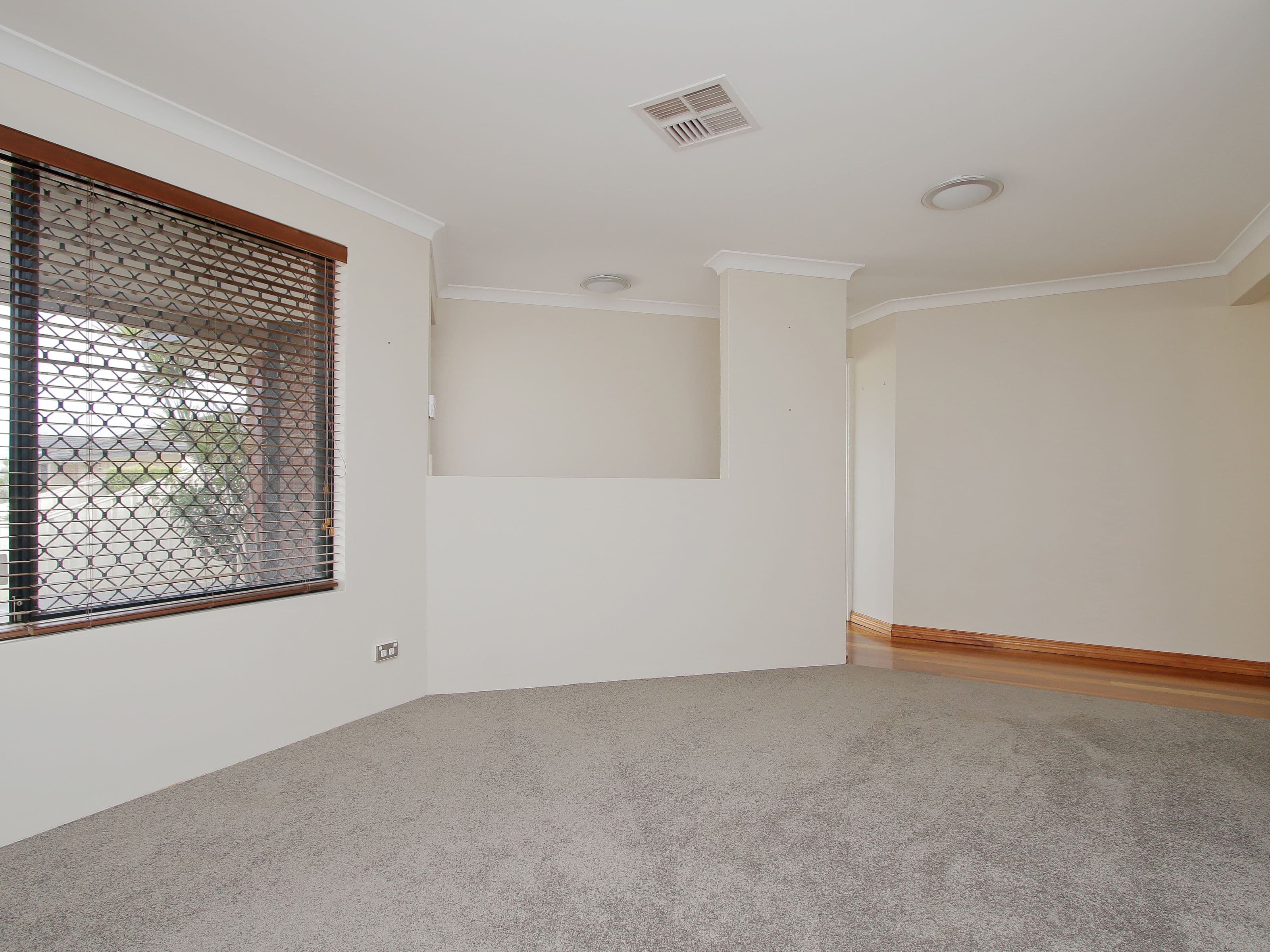 111 Fruit Tree Crescent, Forrestfield WA 6058, Forrestfield - Thumbnail 6