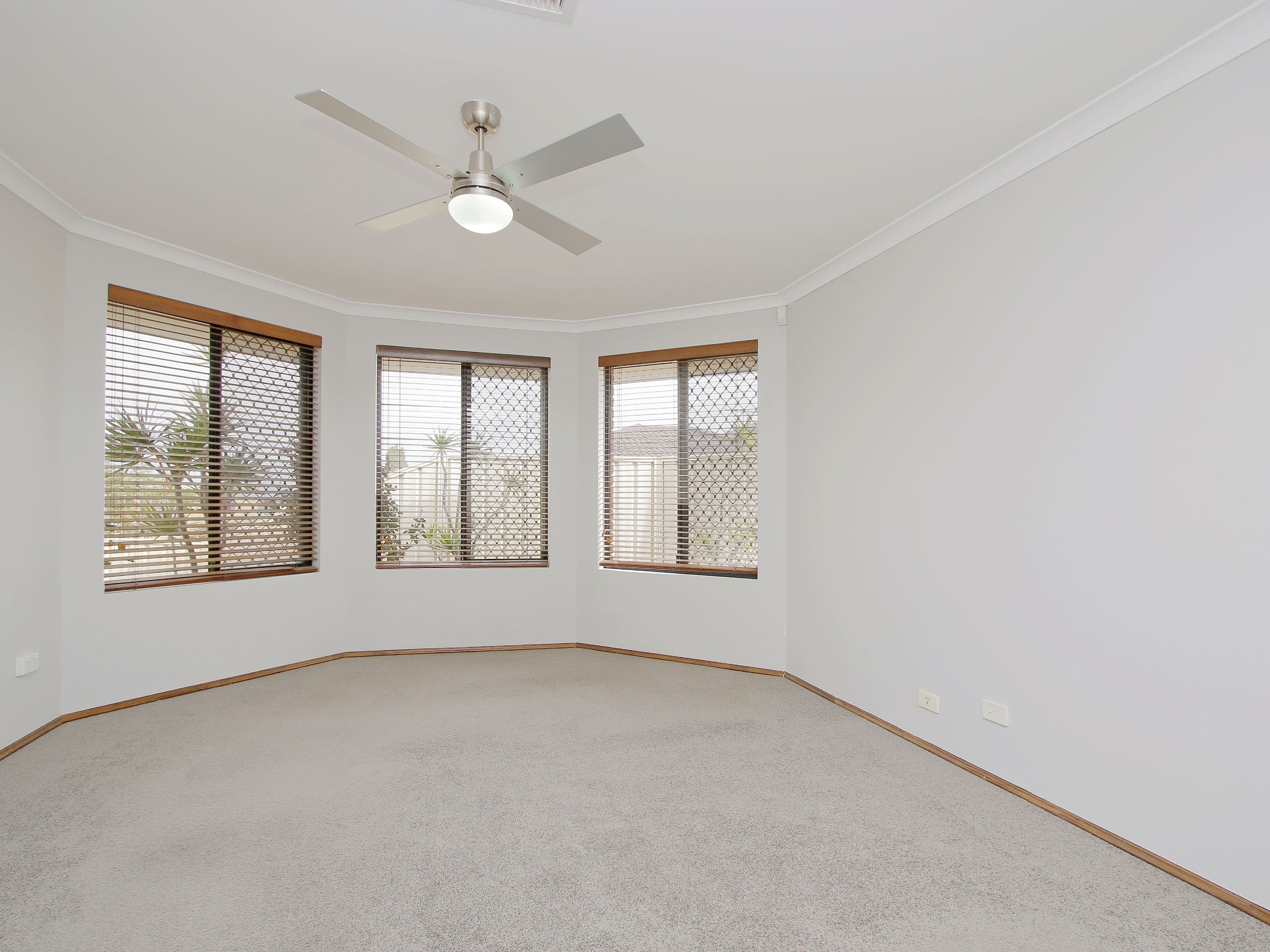 111 Fruit Tree Crescent, Forrestfield WA 6058, Forrestfield - Thumbnail 8
