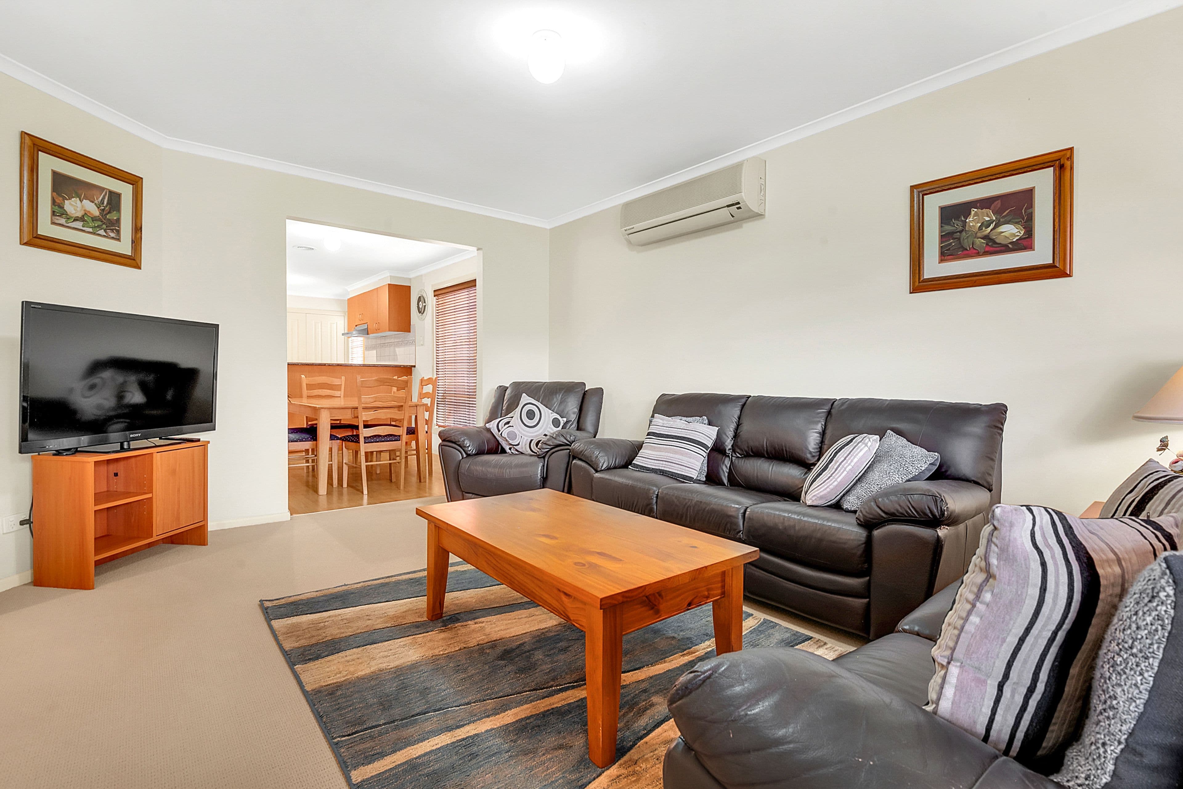 26 Castlebury Place, Craigieburn VIC 3064, Craigieburn - Thumbnail 3