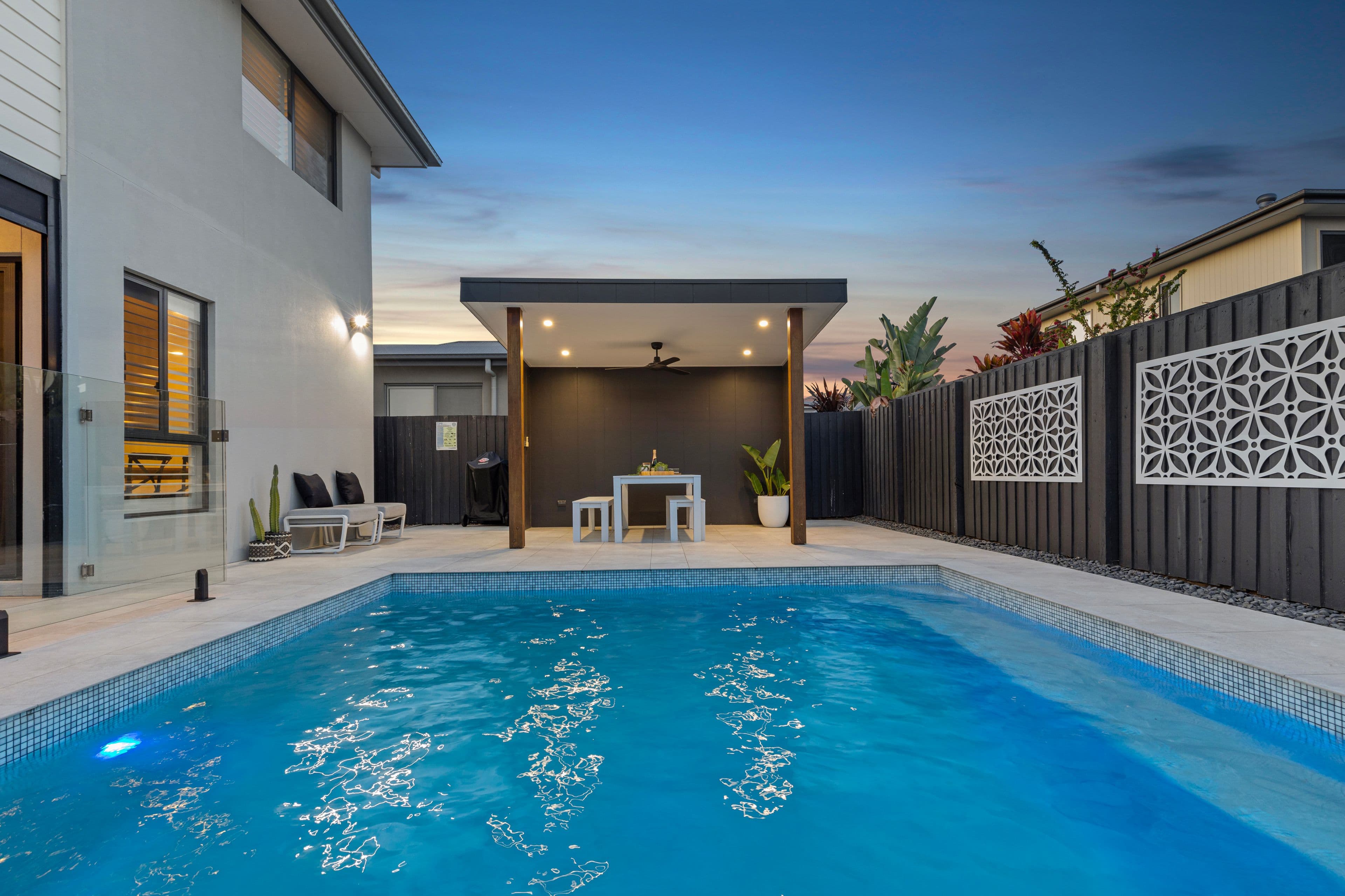 9 Lovat Street, Helensvale QLD 4212, Helensvale - Thumbnail 2