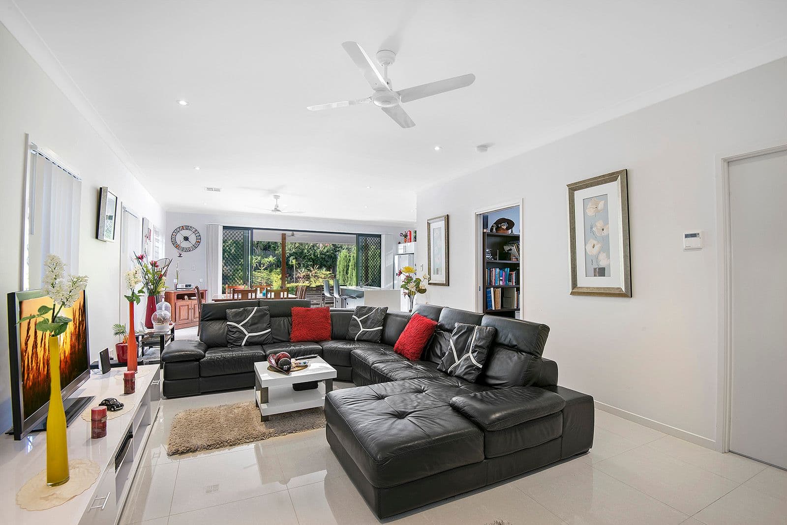 118 Childers Street, Wavell Heights QLD 4012, Wavell Heights - Thumbnail 2