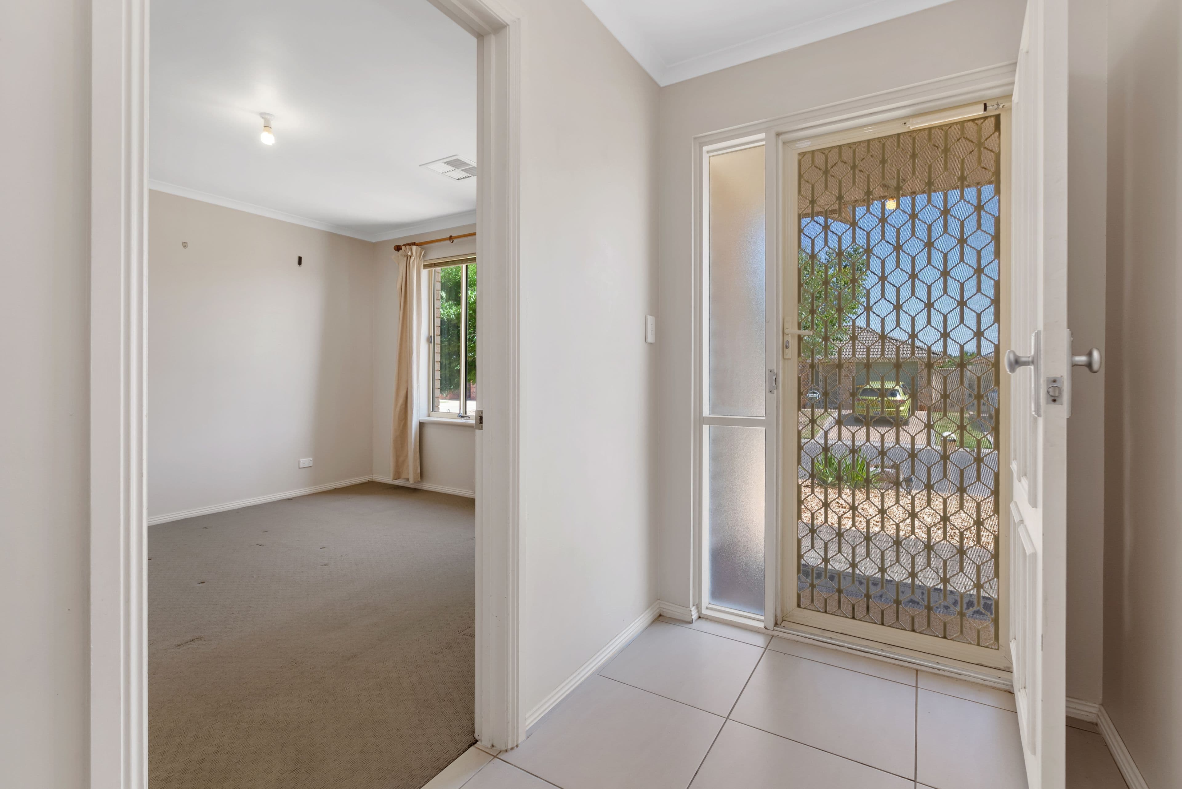 11 Rosaria Court, Munno Para West SA 5115, Munno Para West - Thumbnail 3