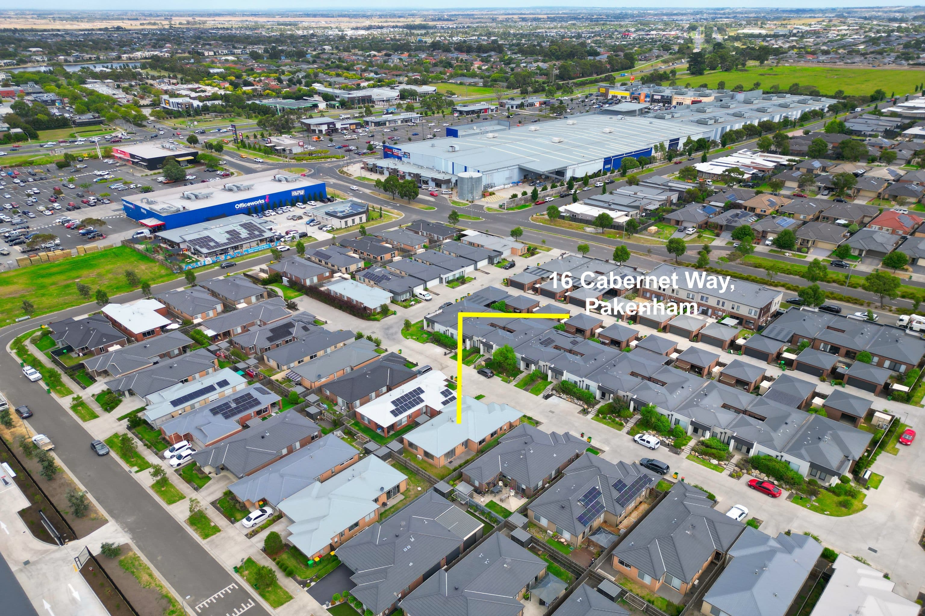 16 Cabernet Way, Pakenham VIC 3810, Pakenham - Thumbnail 8