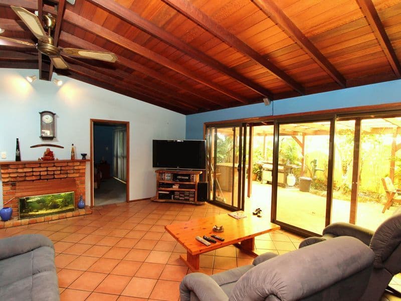 132 Paradise Parade, PARADISE POINT QLD 4216, Paradise Point - Thumbnail 4