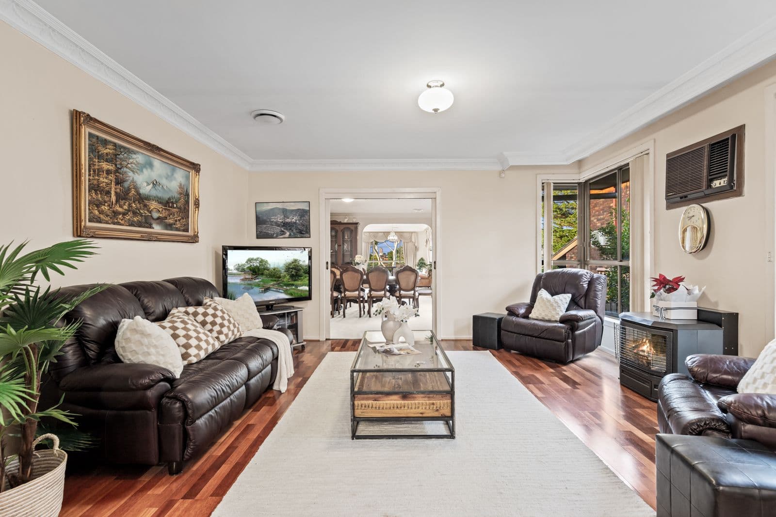202 Highbury Road, Mount Waverley VIC 3149, Mount Waverley - Thumbnail 2