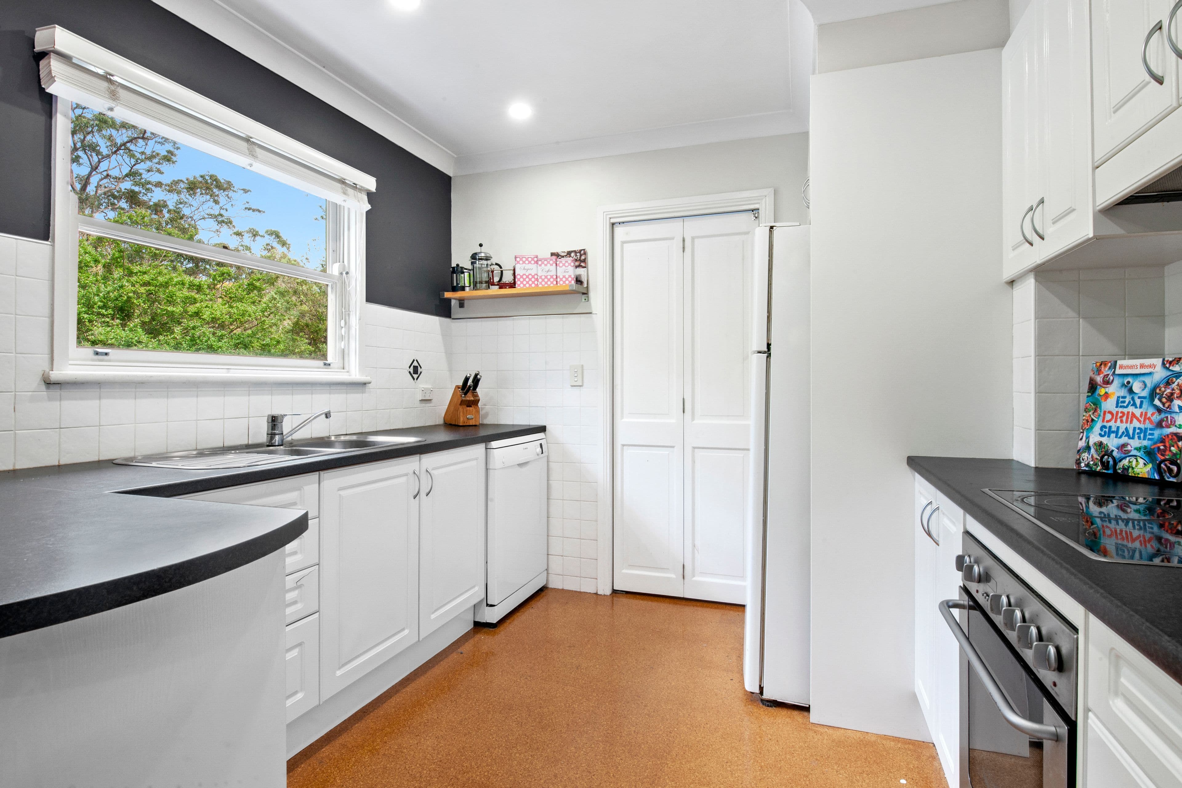 6 Wareemba Avenue, Thornleigh - Thumbnail 4