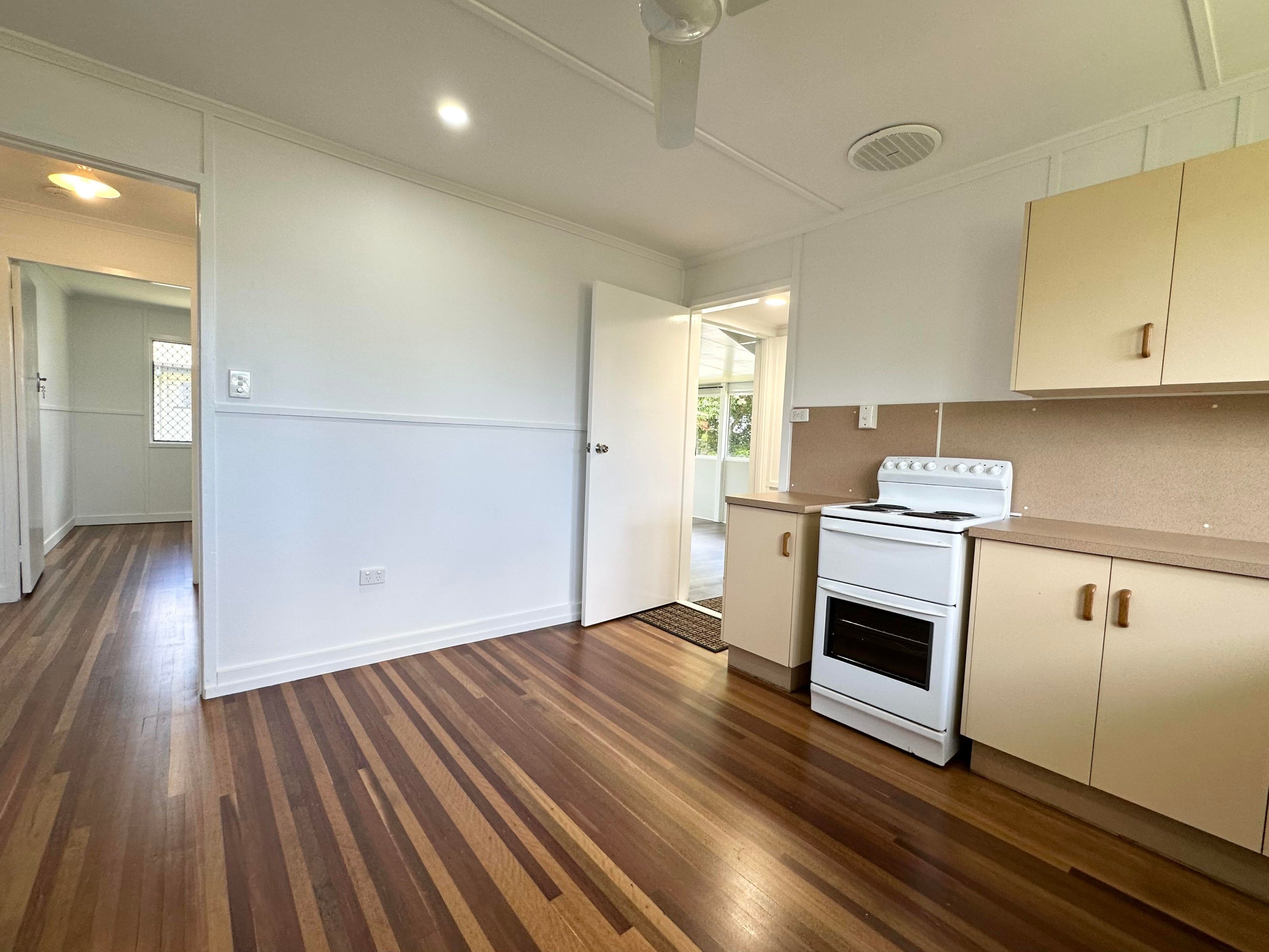 30 Atherton Street, Sarina QLD 4737, Sarina - Thumbnail 6