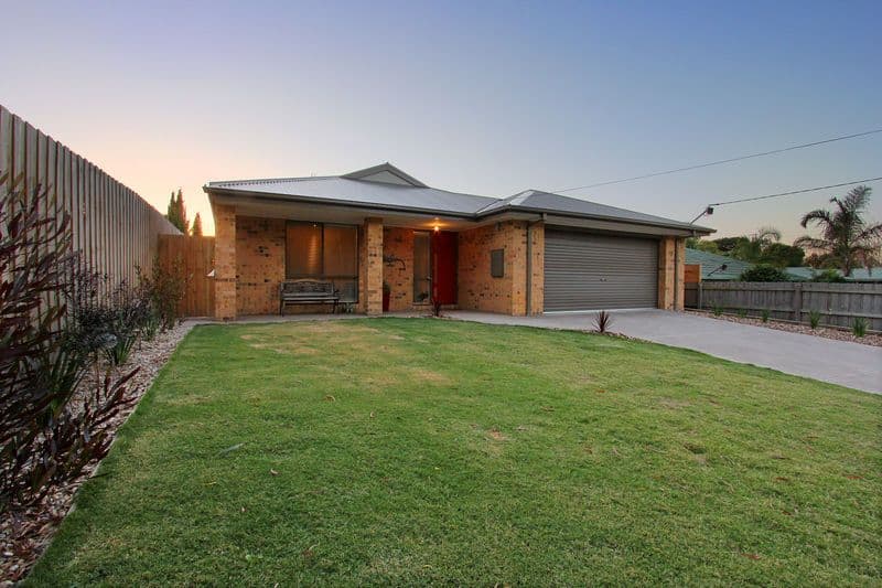 60 Flinders Avenue, ROSEBUD VIC 3939, Rosebud - Thumbnail 2