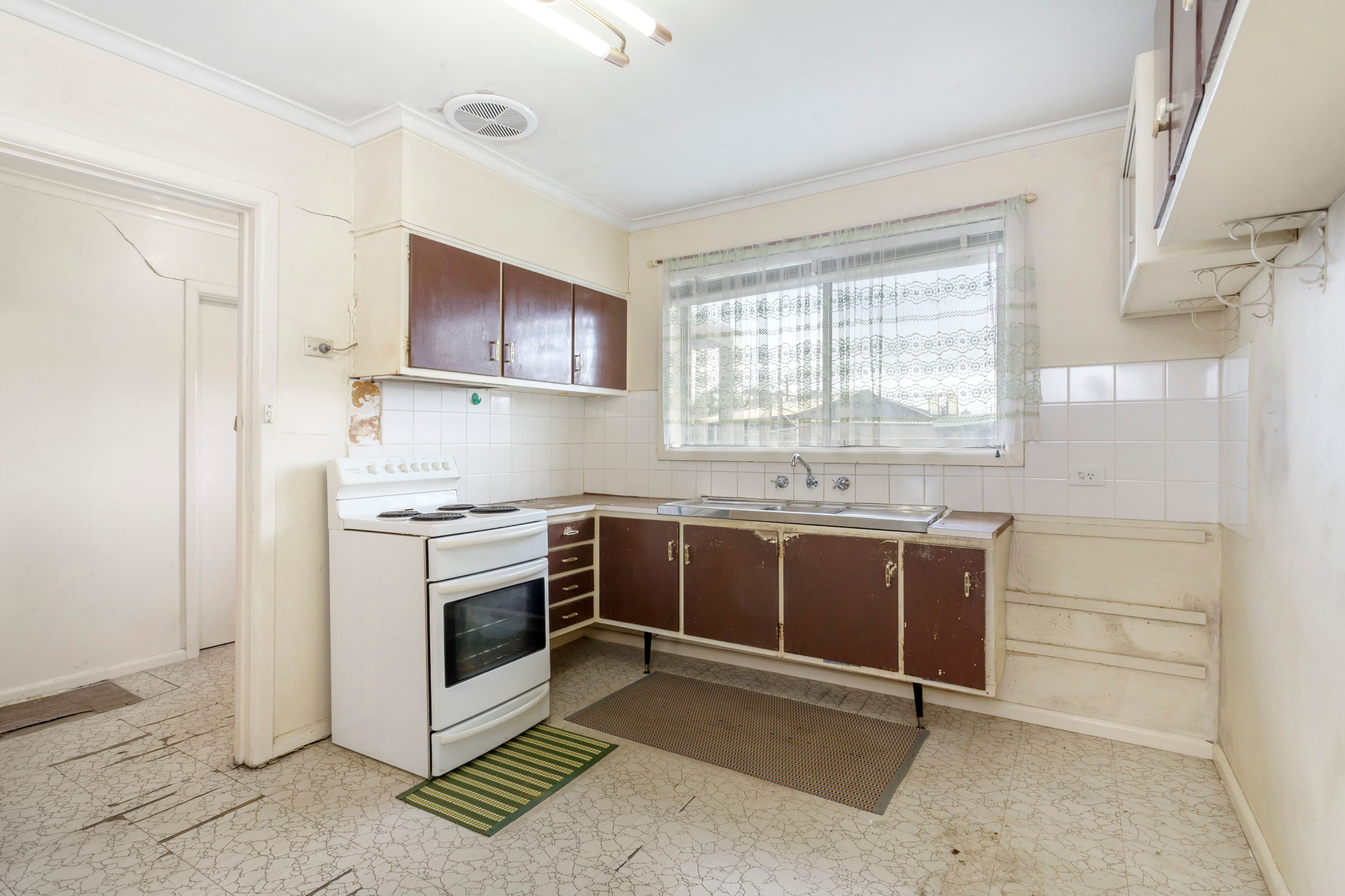 41 Smith Avenue, Thomastown VIC 3074, Thomastown - Thumbnail 2