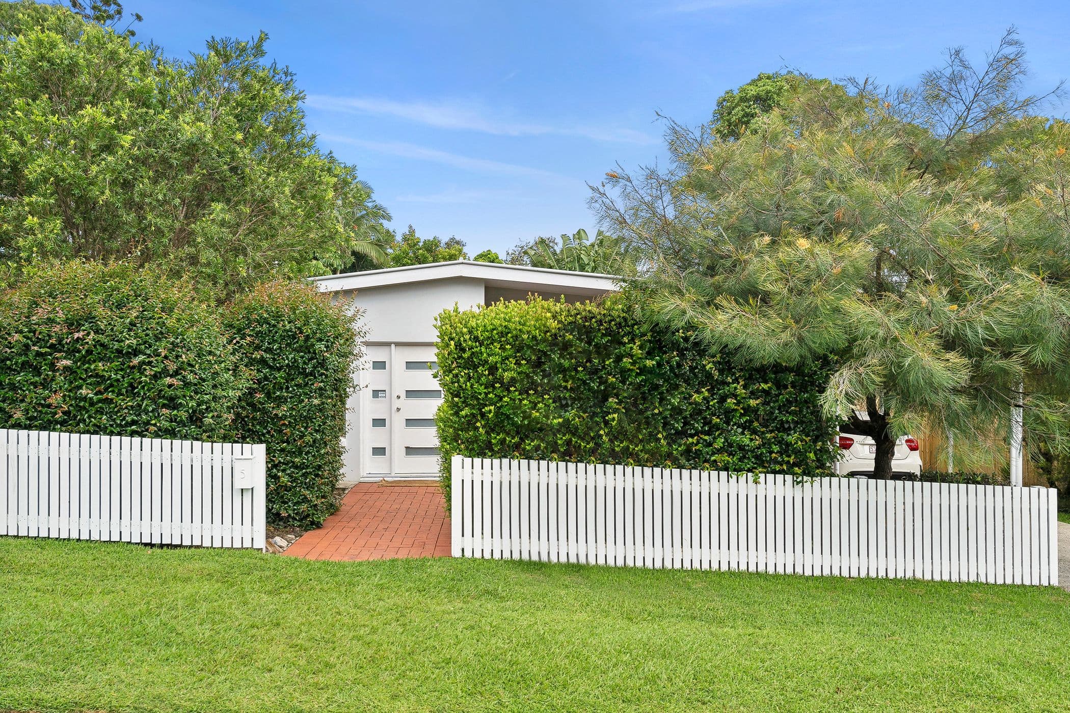 5 Glenray Avenue, Caloundra QLD 4551, Caloundra - Thumbnail 2